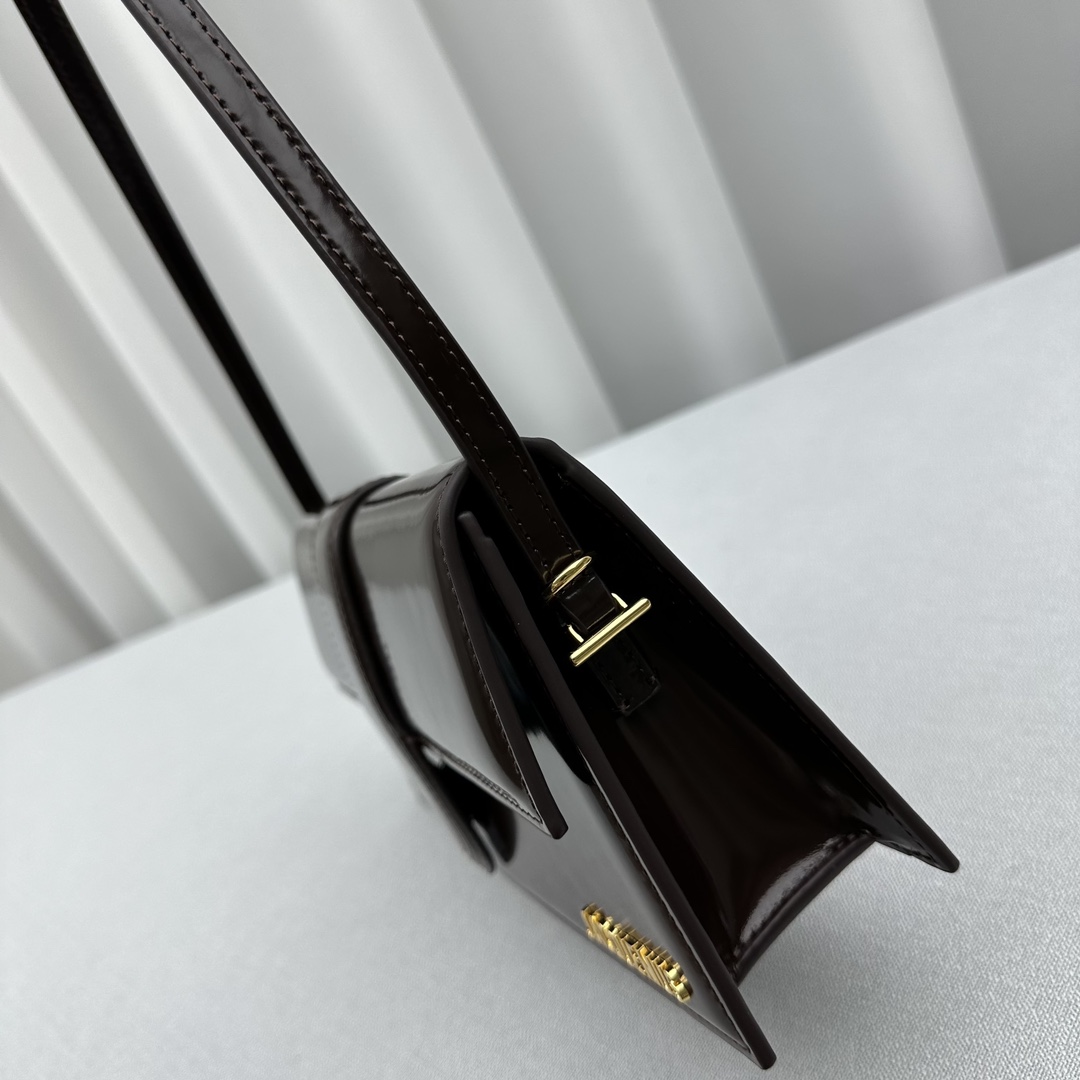 Jacquemus Satchel Bags